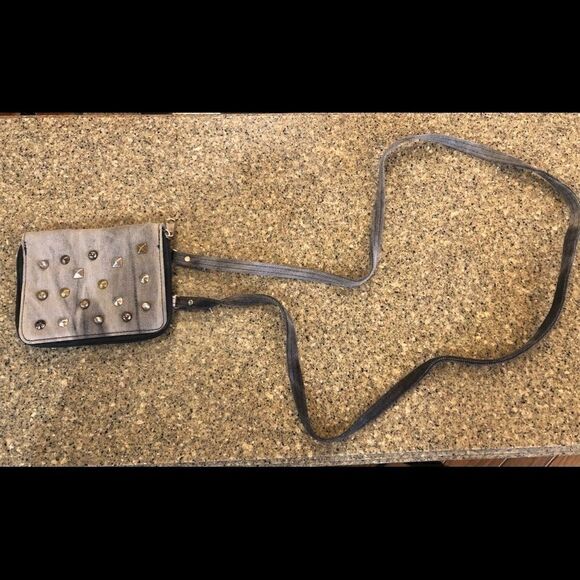 NWOT Gray and black stud crossbody bag - Picture 1 of 3